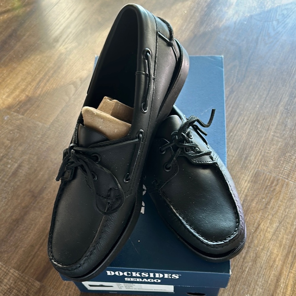 Sebago Docksides Black Leather Boat Shoes (Like New)
